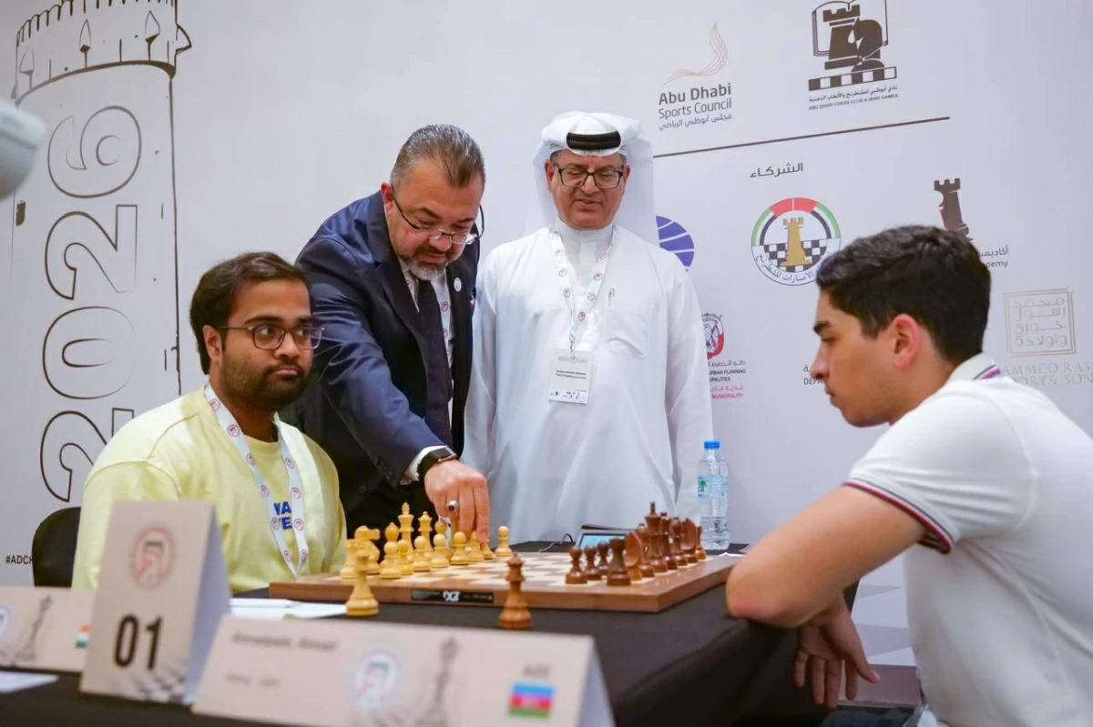 الأمريكي أكوبيان يحصد لقب المخضرمين بمهرجان أبوظبي للشطرنج