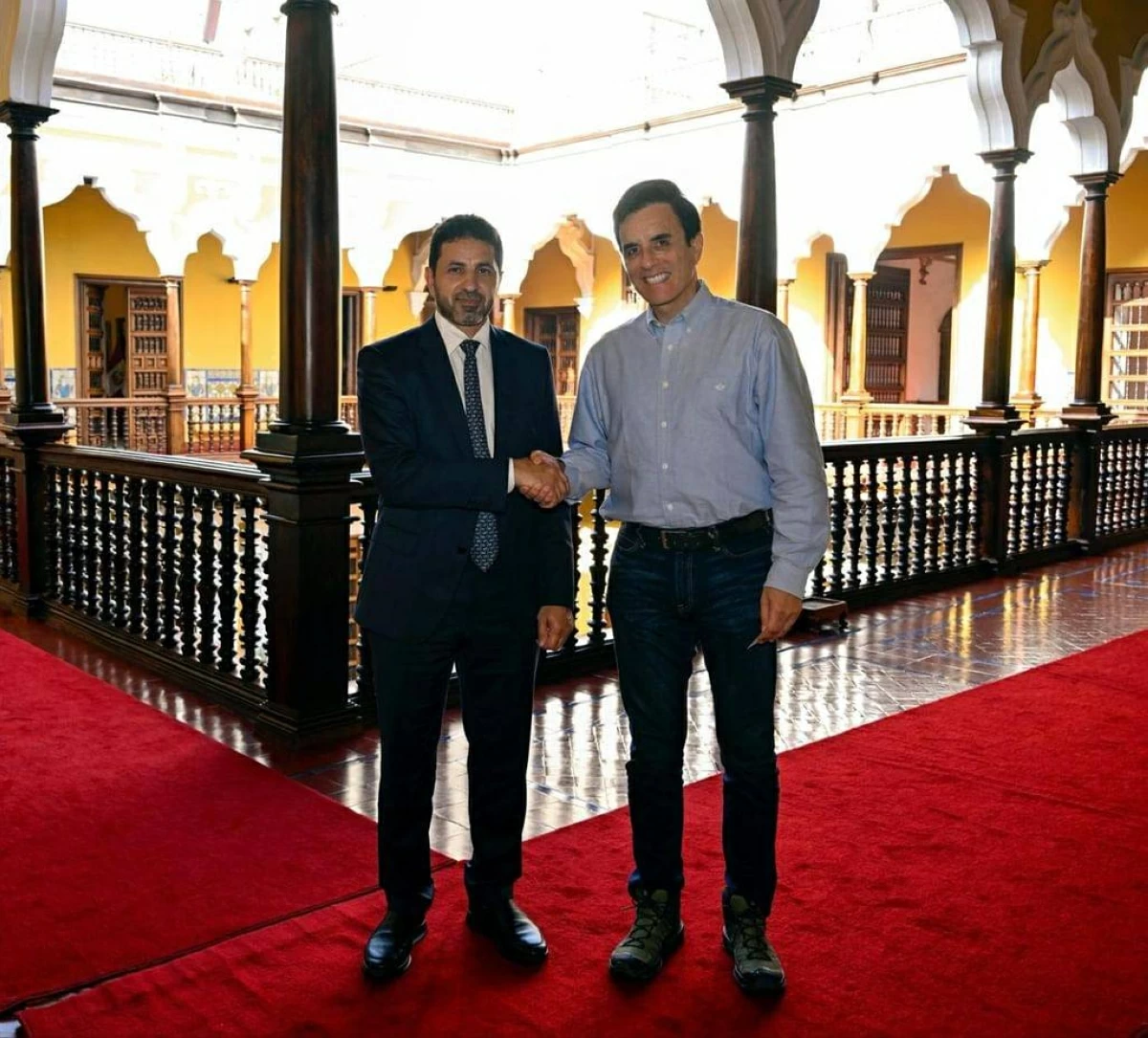 سفير الإمارات يبحث مع وزير خارجية بيرو توسيع آفاق التعاون