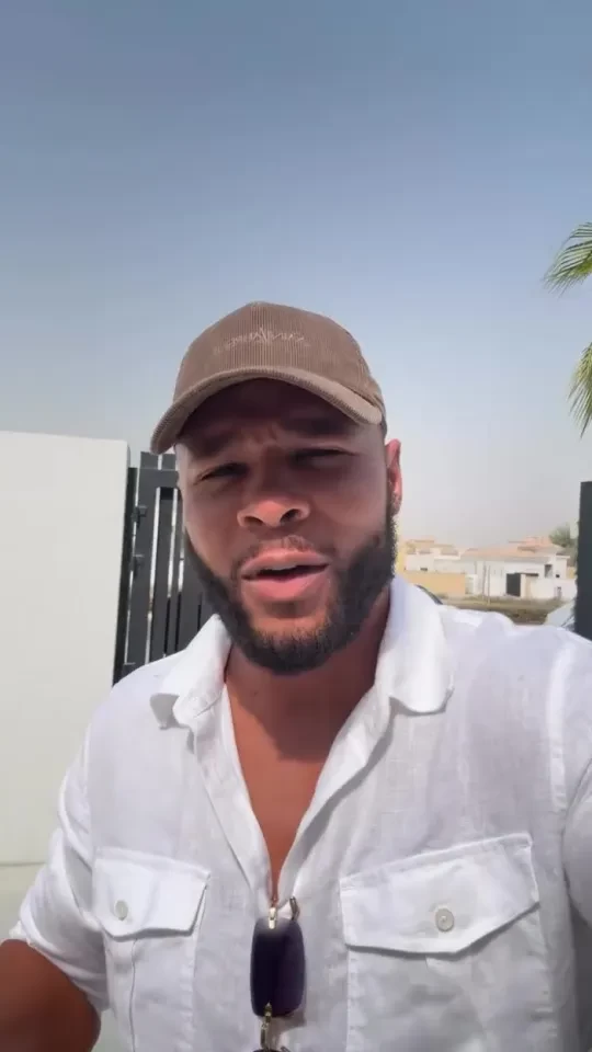 أوبانك يقدم جولة لمتابعيه