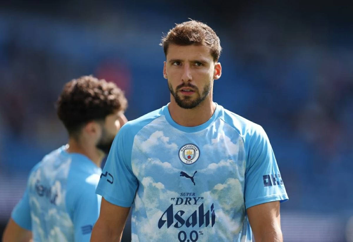 النجم البرتغالي في تمرينات سيتي