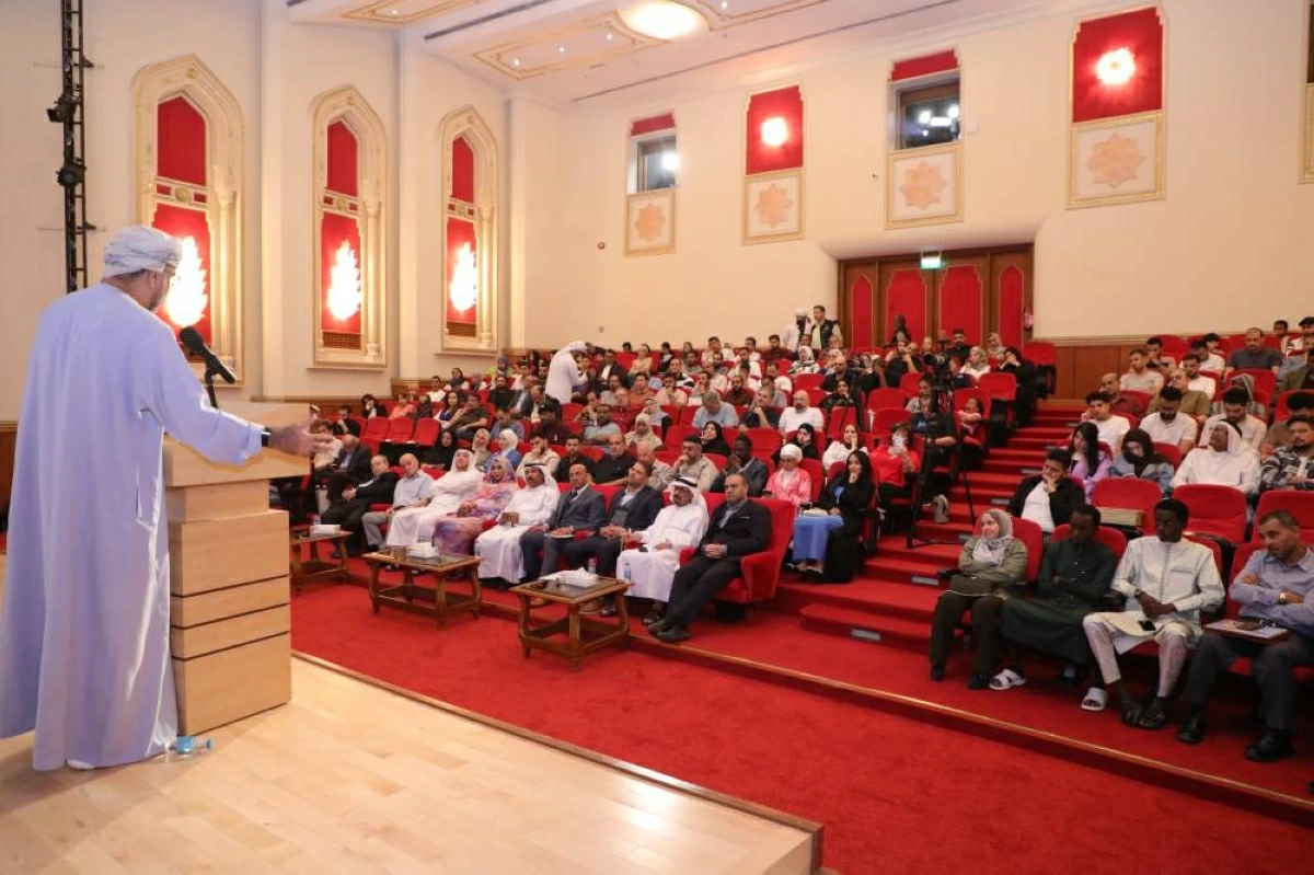 خلال الأمسية 
