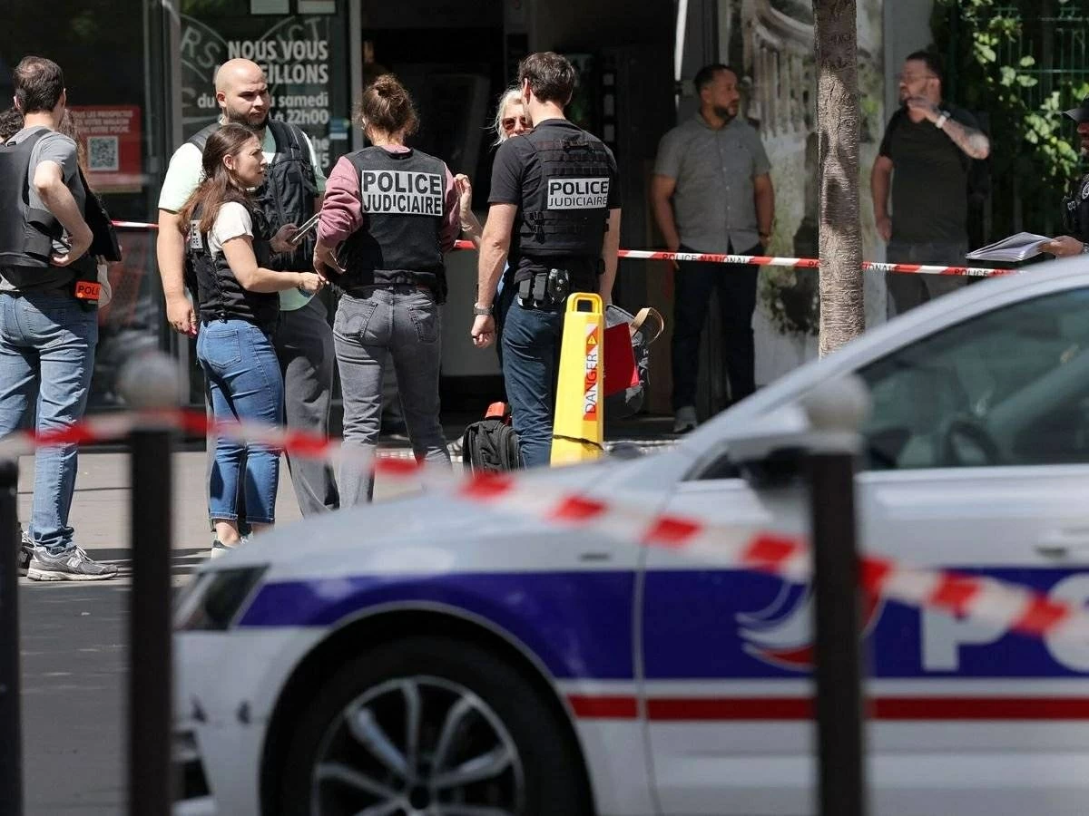 سيارة تدهس ⁠عمداً مشاة في كالفادوس الفرنسية وتوقع قتيلاً و10 جرحى