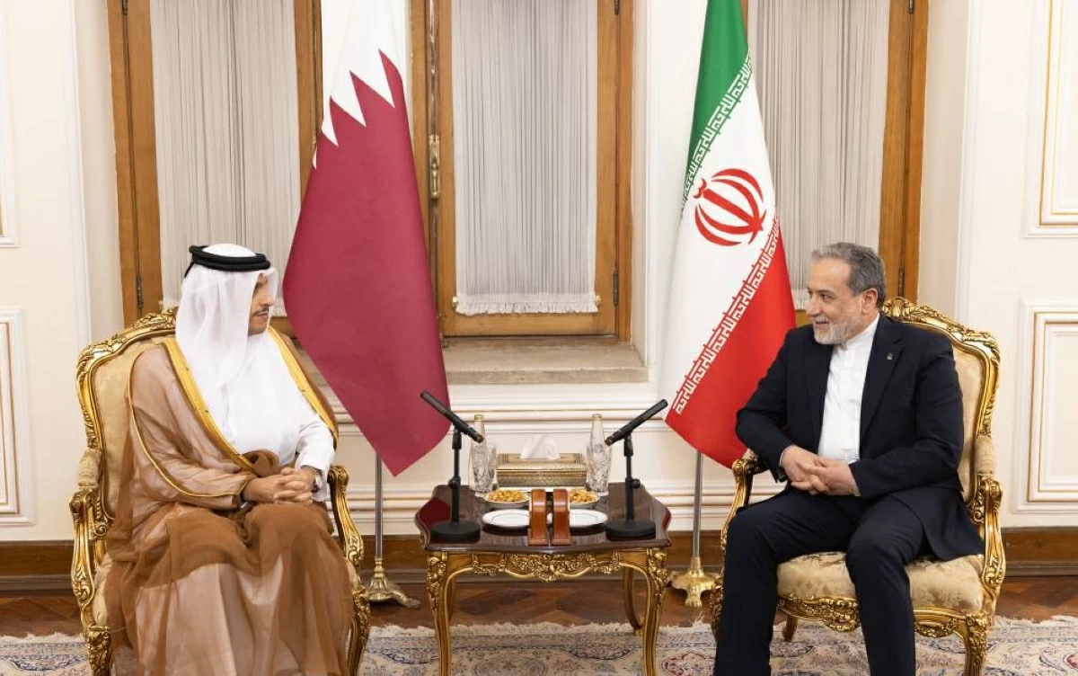 قطر وإيران يبحثان إنشاء ممر مؤقت في هرمز  ومشروعاً لإزالة الألغام