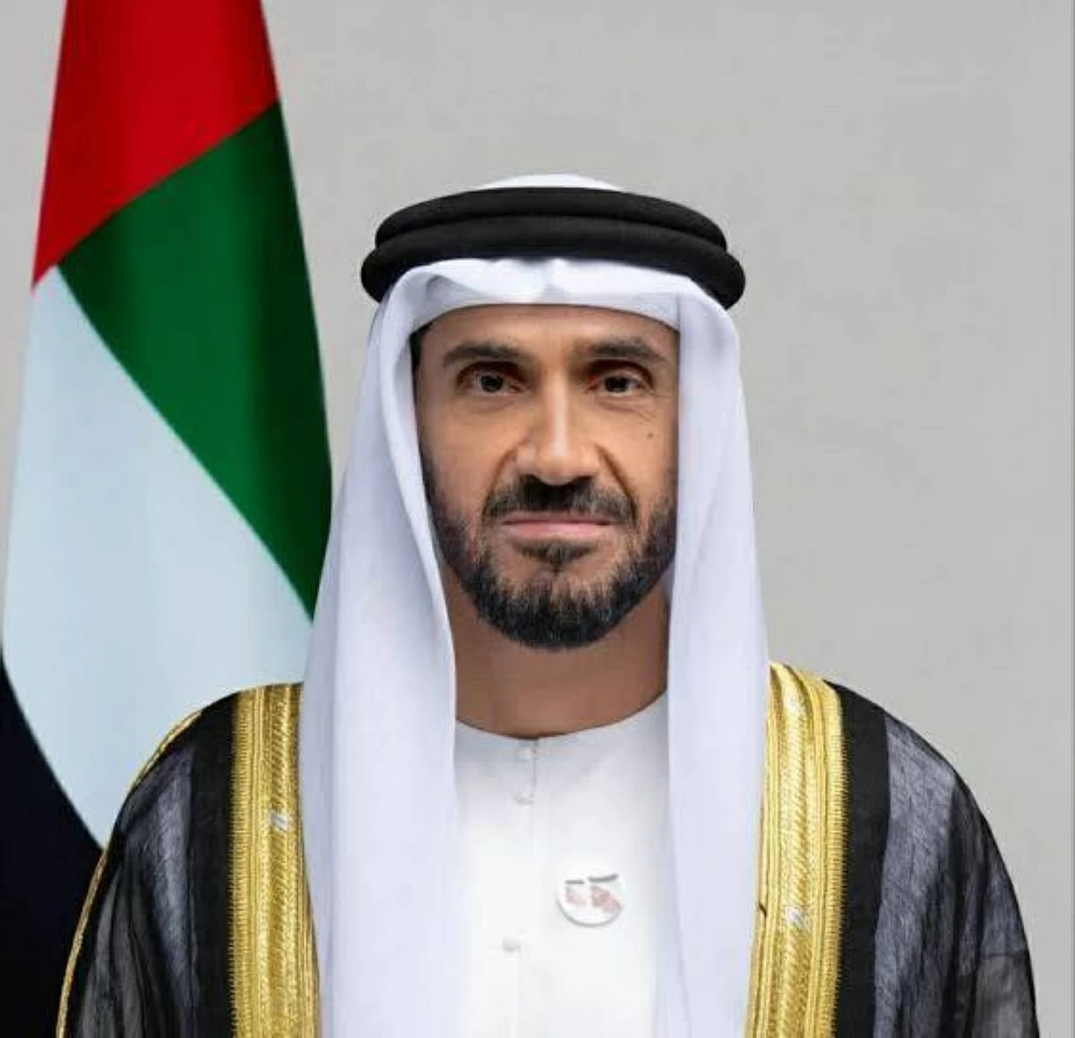 نهيان بن زايد: «أم الإمارات» رسخت نموذجاً ملهماً في تمكين المرأة