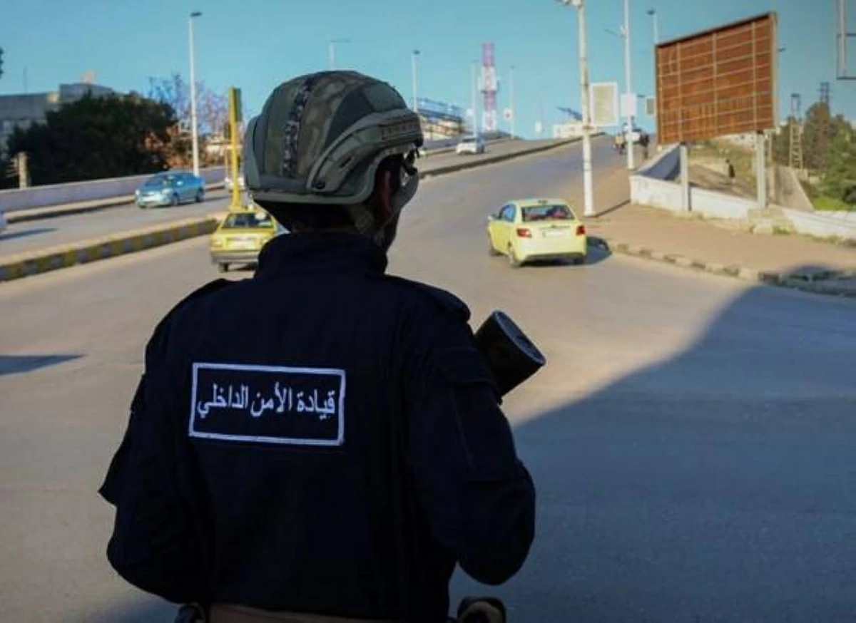 سوريا.. مقتل ضابط سابق في اشتباك خلال محاولة توقيفه