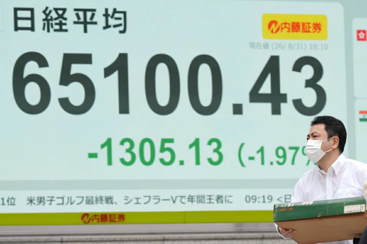 نيكاي الياباني ينخفض 2% بعد تصريحات مسؤولي السياسة النقدية