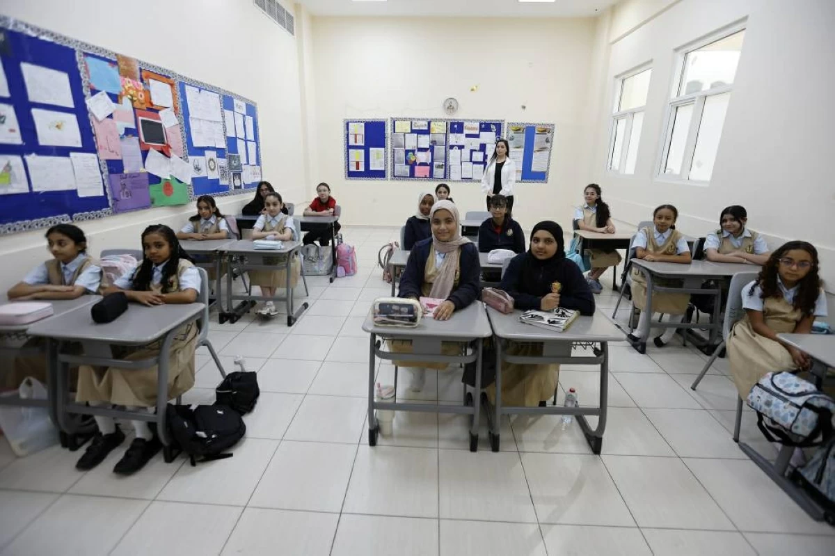«أهلاً بقادة المستقبل».. مدارس الإمارات تفتح أبوابها لـ1.3 مليون طالب