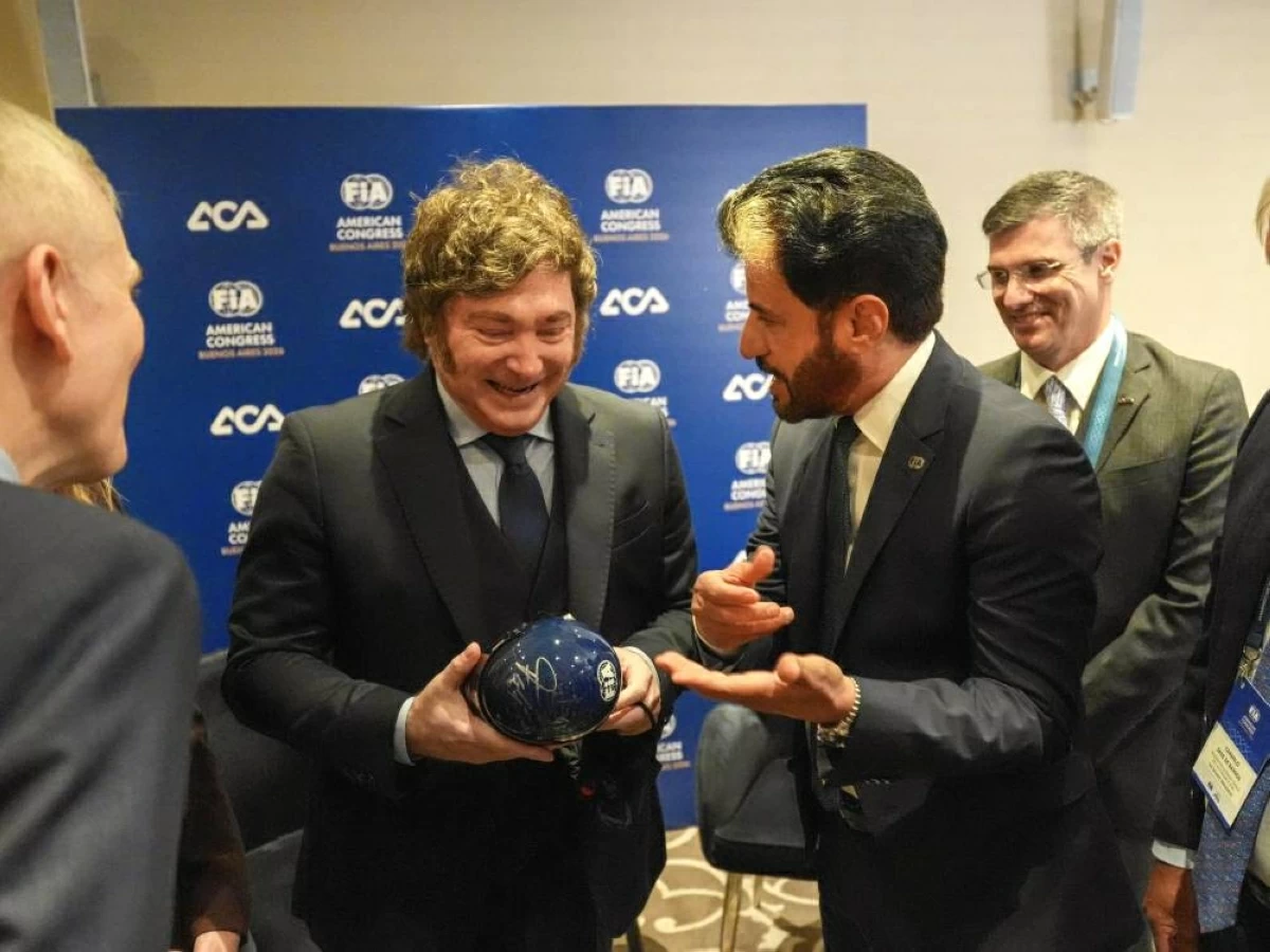 رئيس الأرجنتين ومحمد بن سليّم يبحثان مستقبل التنقل والسيارات في مؤتمر الأمريكتين