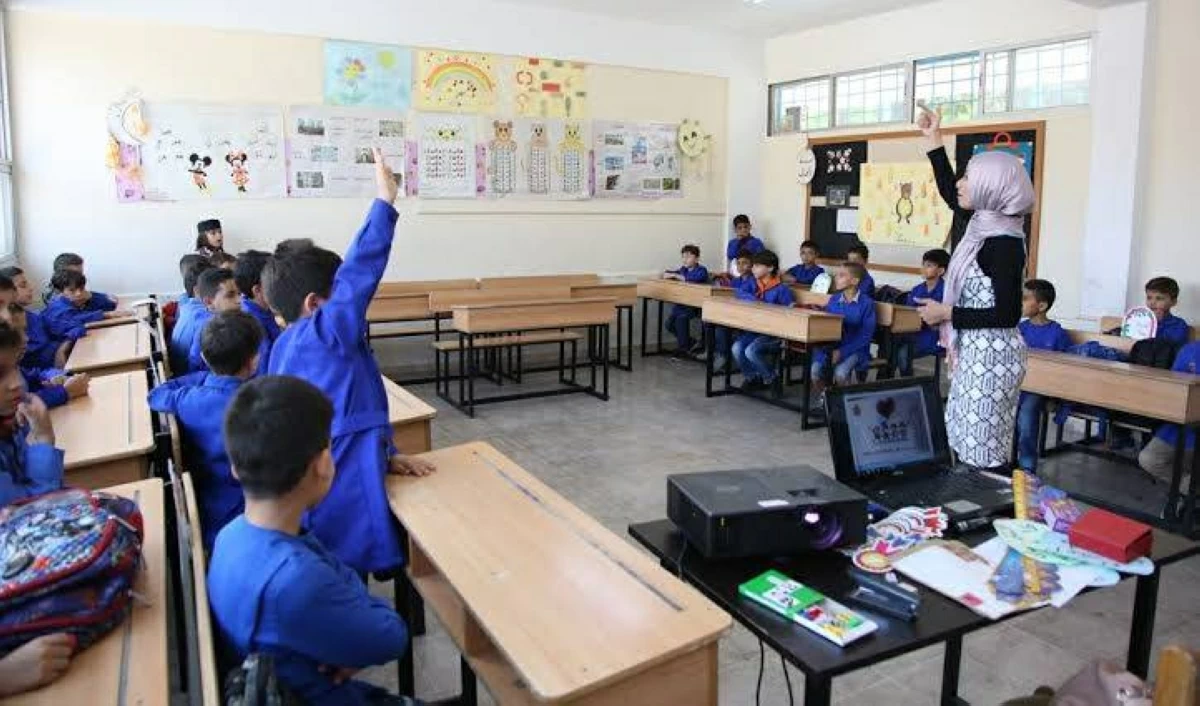 هل تم تأجيل المدارس في سوريا؟ التعليم تحسم الجدل وتكشف الموعد الرسمي