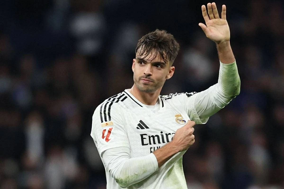 أساء إلى سمعة النادي.. ريال مدريد يفتح إجراء تأديبياً بحق أسنسيو