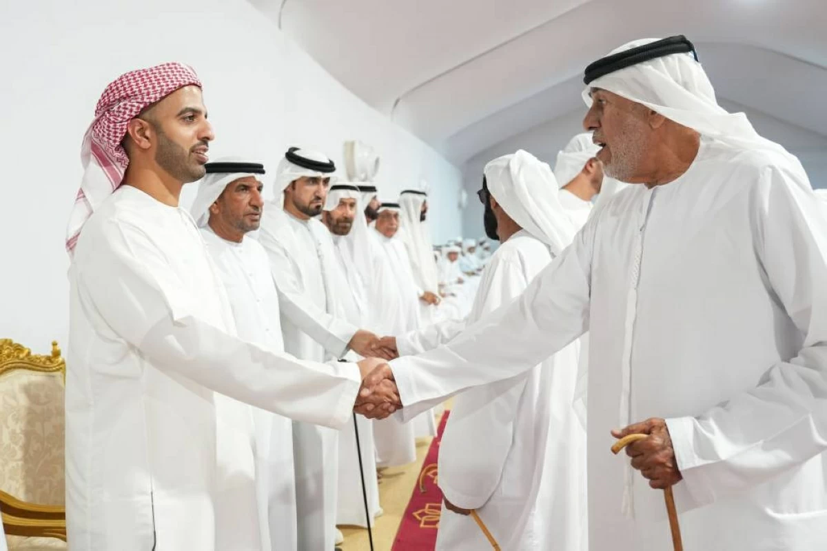 محمد بن سعود يعزي في وفاة سعيد العابدي