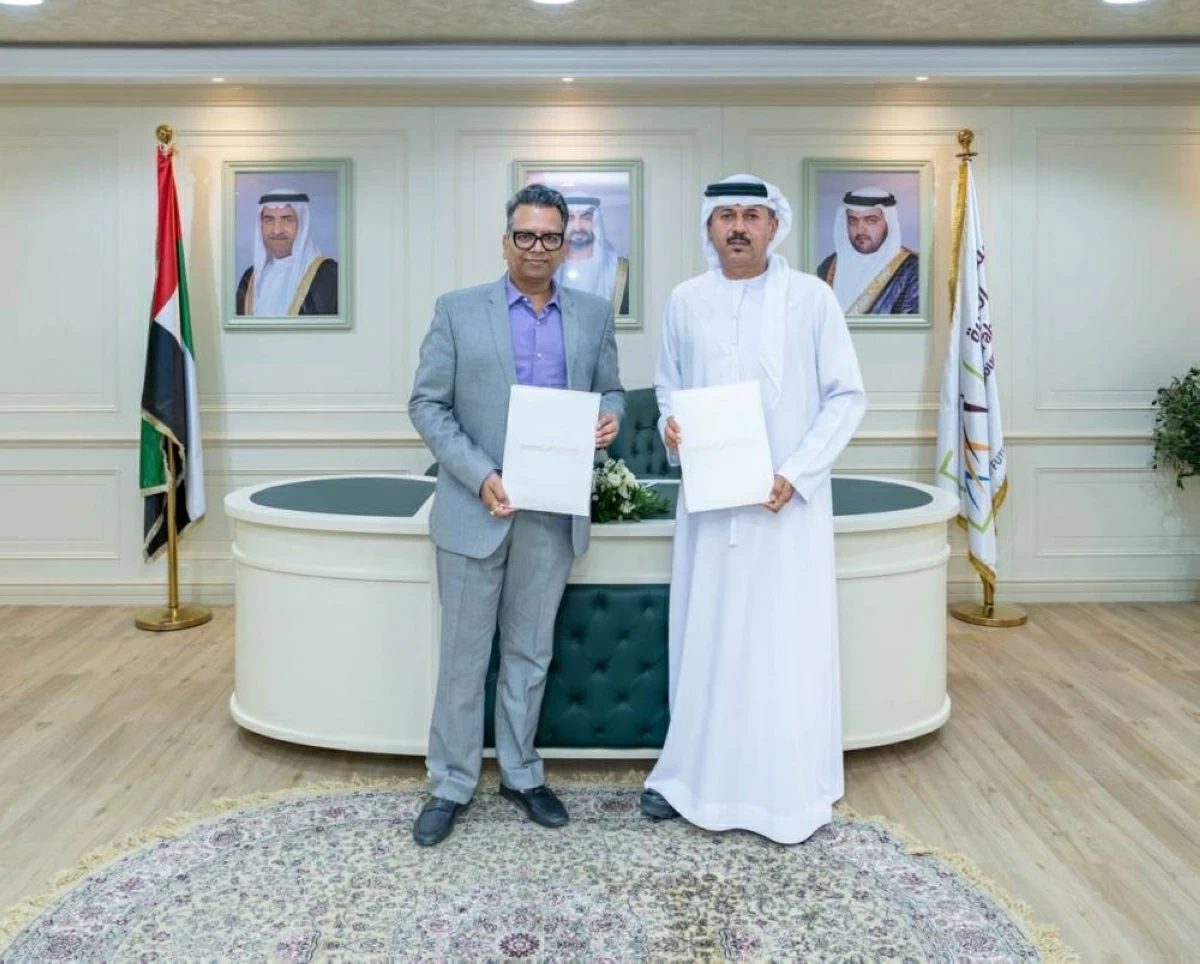 خلال توقيع الاتفاقية