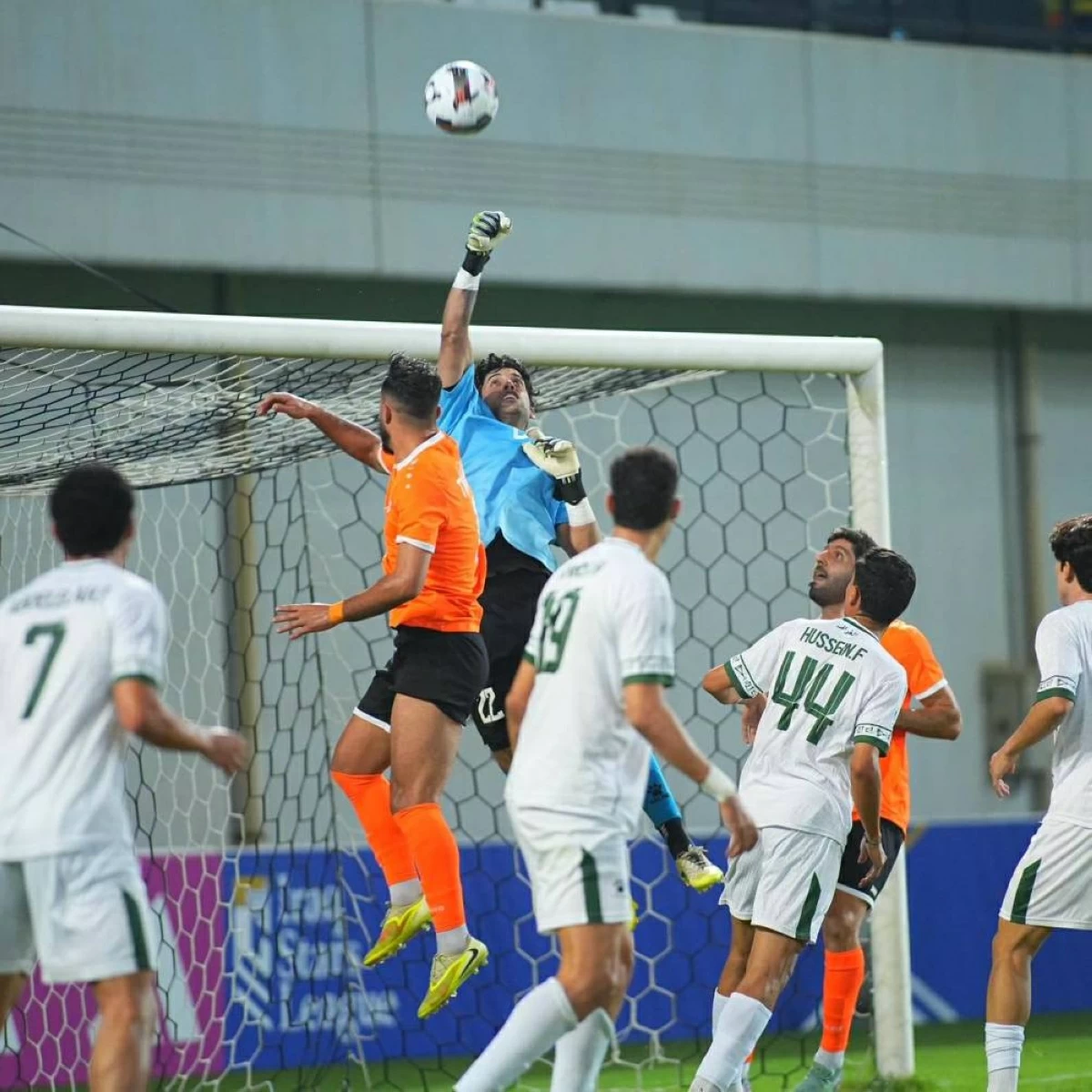 الصورة الرئيسية لمقال: زاخو يقابل الطلبة.. والميناء يستضيف النفط في الدوري العراقي