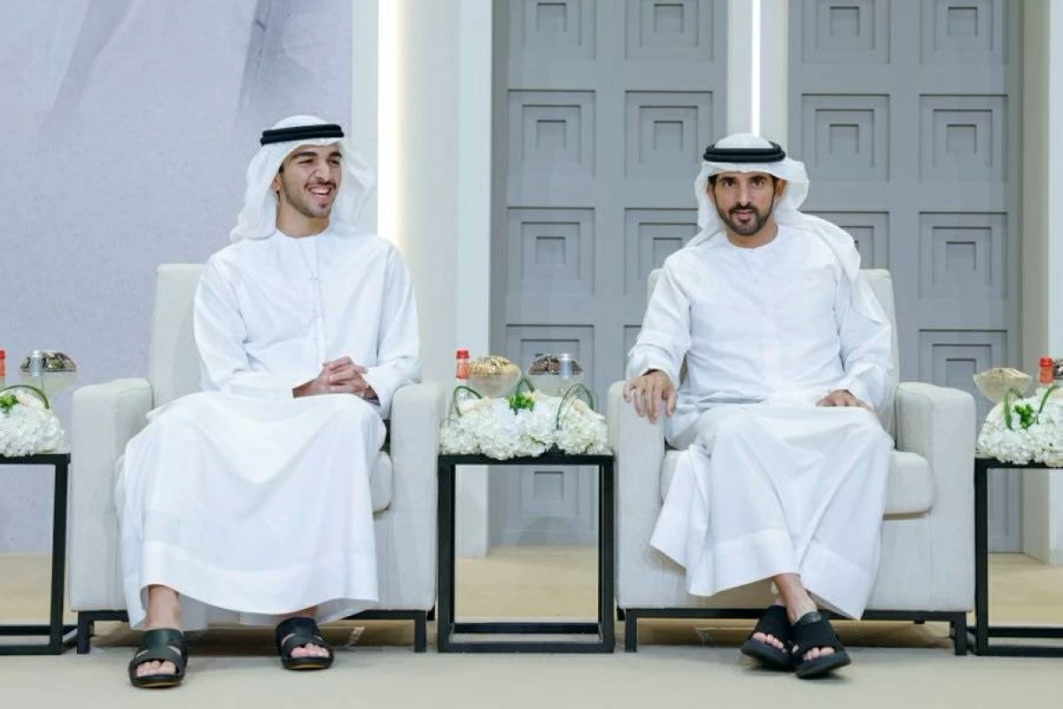 محمد بن راشد ومنصور بن زايد والمعلا يحضرون أفراح المنصوري والغرير
