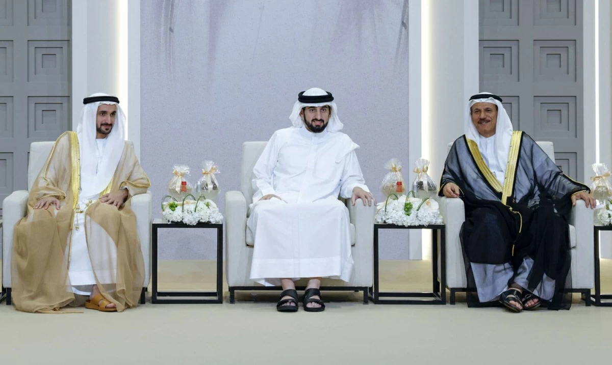 محمد بن راشد ومنصور بن زايد والمعلا يحضرون أفراح المنصوري والغرير