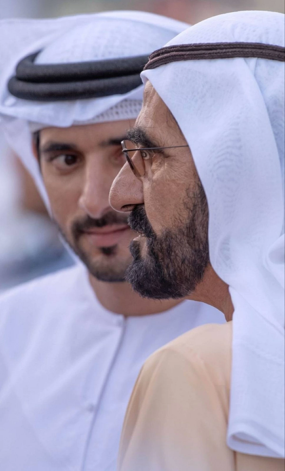 عاجل| محمد بن راشد في «الرسائل»: ولي عهدي وامتداد عمري وسند مسيرتي حمدان #صحيفة_الخليج 