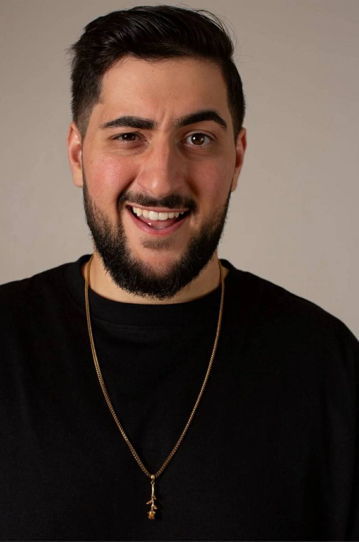 نيما ناز