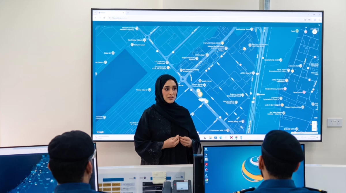 منفذ حتا يرسّخ مكانة دبي بوابة عالمية للتجارة
