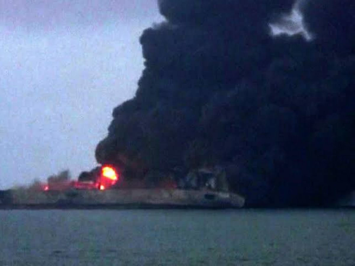 20 قتيلاً في حريق بسفينة أجنبية في مرفأ صيني