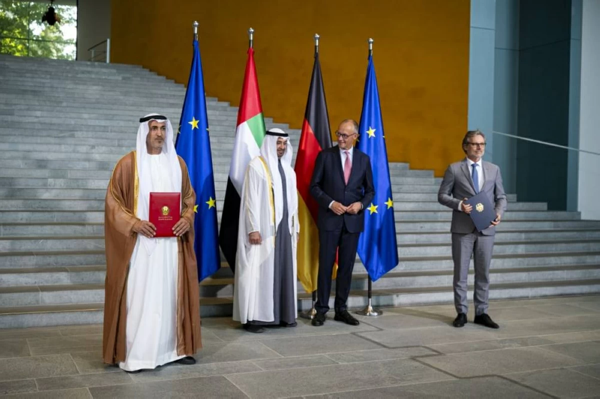 محمد بن زايد وميرتس يشهدان إطلاق الحوار الاستراتيجي وعدداً من الاتفاقيات