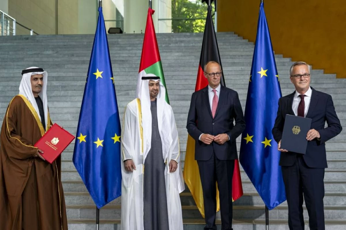 محمد بن زايد وميرتس يشهدان إطلاق الحوار الاستراتيجي وعدداً من الاتفاقيات