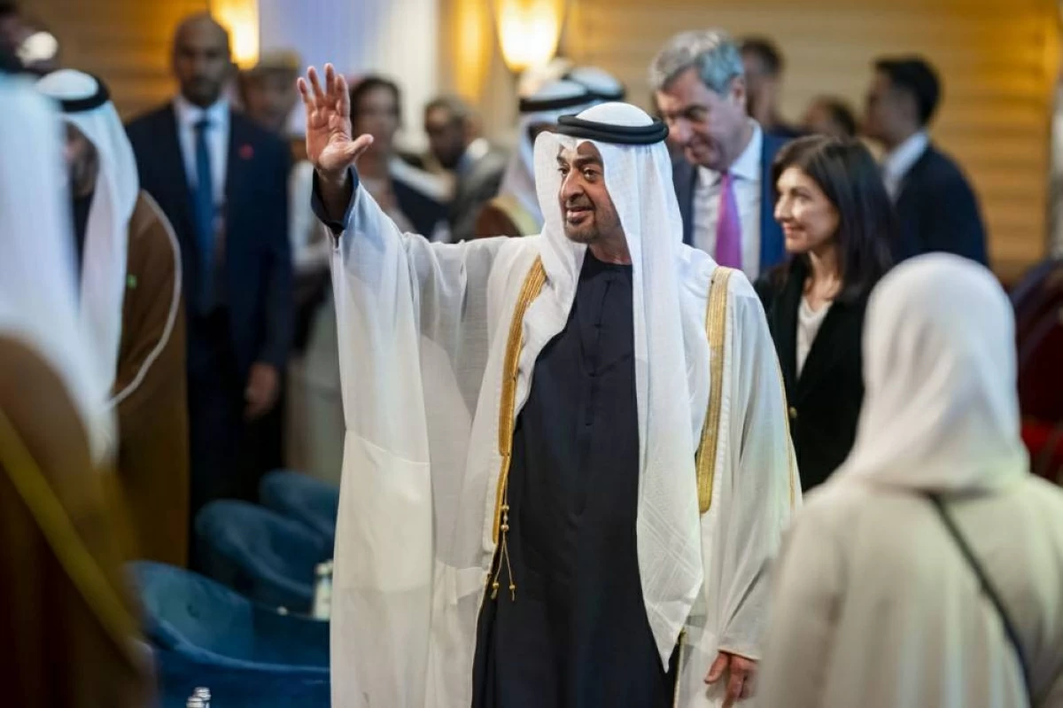 محمد بن زايد يشهد جانباً من فعاليات منتدى الأعمال الإماراتي - الألماني في ميونيخ