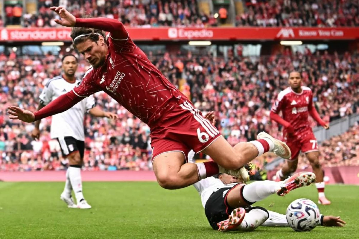 ليفربول يتعثر مجدداً وتشيلسي ينجو من مفاجأة هال سيتي