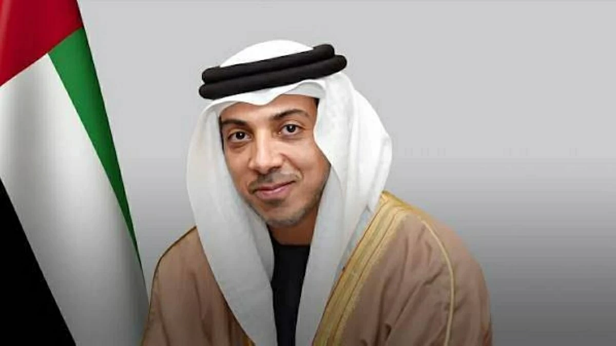 منصور بن زايد: «إمارات الدر والطيب» استحضار لقصة وطن بنى جسوراً نحو العالم