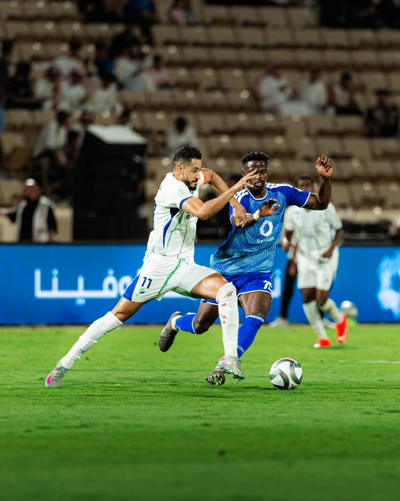 الصورة الرئيسية لمقال: الخلود يتذوق مرارة الخسارة الأولى في الدوري السعودي
