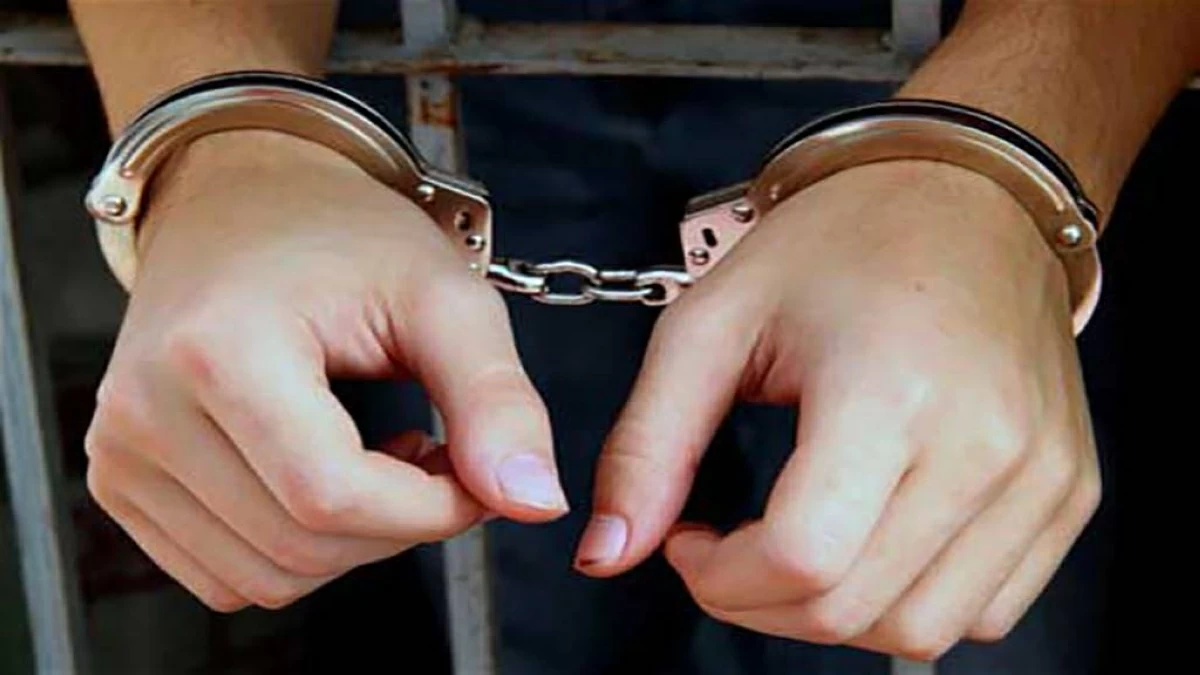 سرقة نصف مليون جنيه من سيارة مذيع رياضي شهير في مصر.. كيف سقط المتهم؟