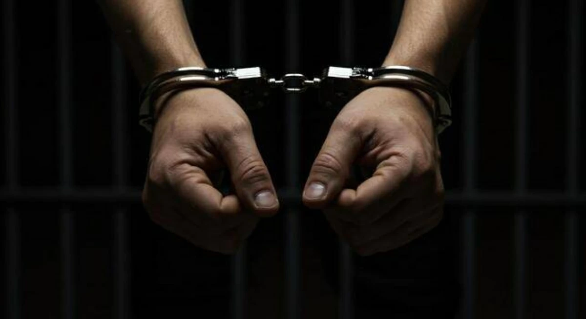 اعترافات صادمة لأب في السويس.. 4 صفعات انتهت بوفاة طفله