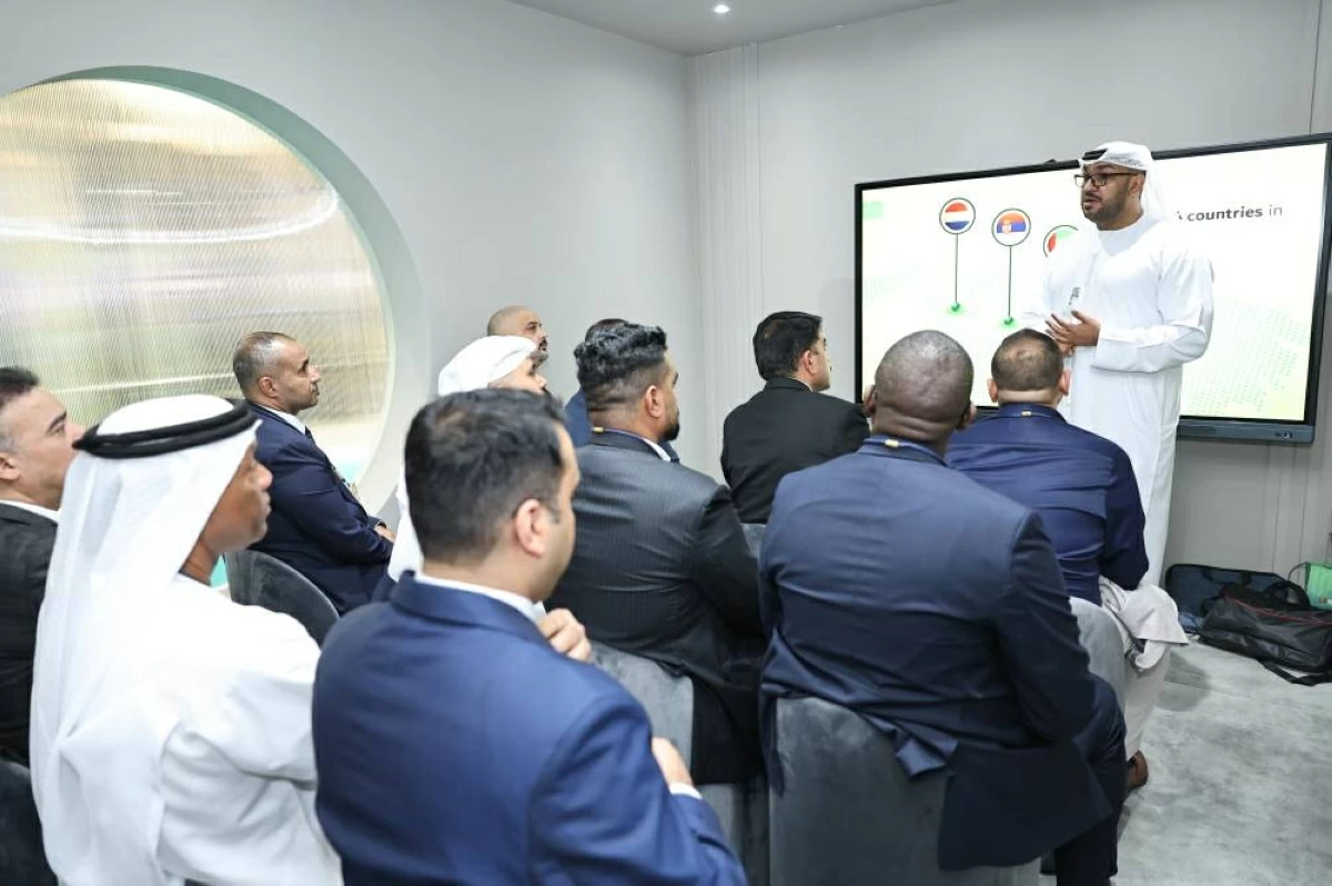شرطة دبي تواصل تقديم خدماتها لزوار سوق السفر العربي
