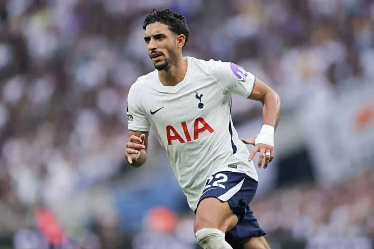 مشاهدة مباراة ليفربول وتوتنهام في كأس كاراباو..الموعد والقنوات الناقلة