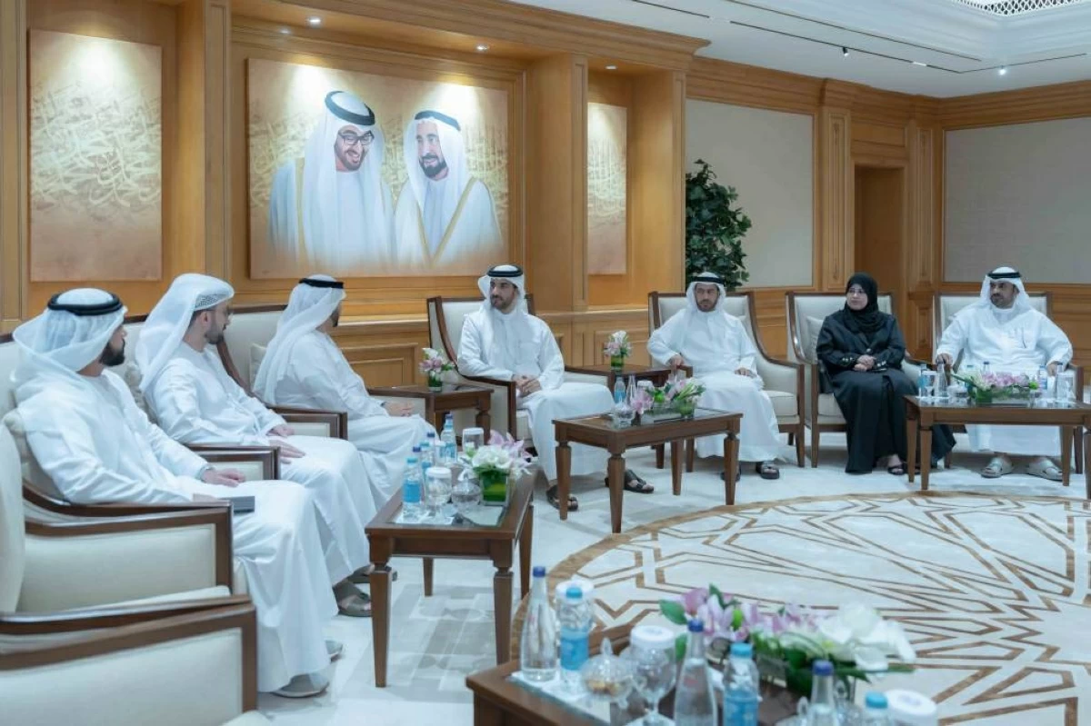 سلطان بن أحمد يثمن جهود دعم المنظومة المالية وتعزيز السجل الائتماني