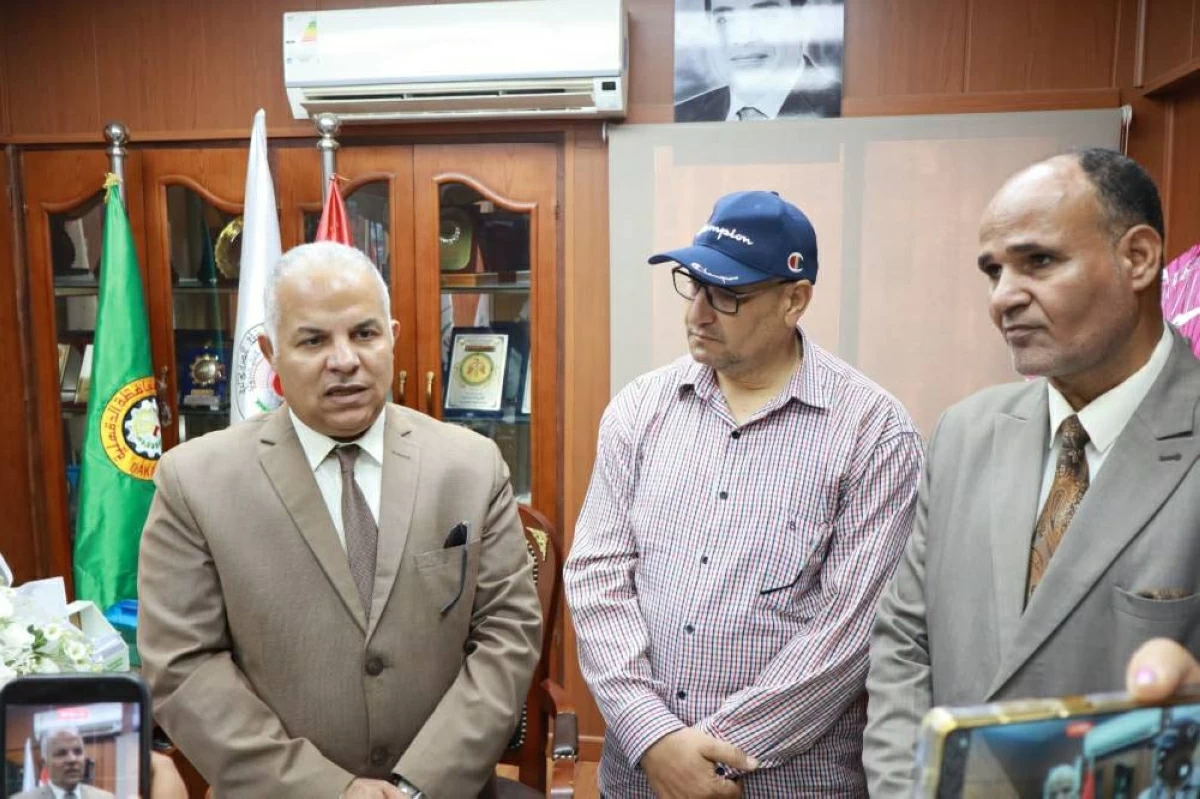 ولي أمر يعتدي على مدير مدرسة في مصر ويصيبه بجرح قطعي.. وتحرك رسمي بعد الواقعة