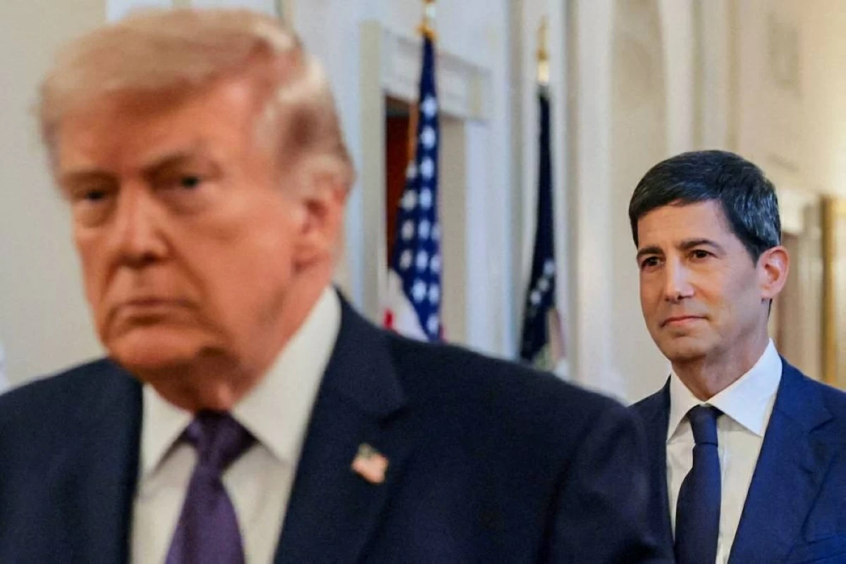FILE PHOTO: U.S. President Donald Trump arrives with incoming Federal Reserve Chair Kevin Warsh for Warsh's swearing-in ceremony at the White House in Washington, D.C., U.S., May 22, 2026. REUTERS/Jonathan Ernst/File Photo/File Photo