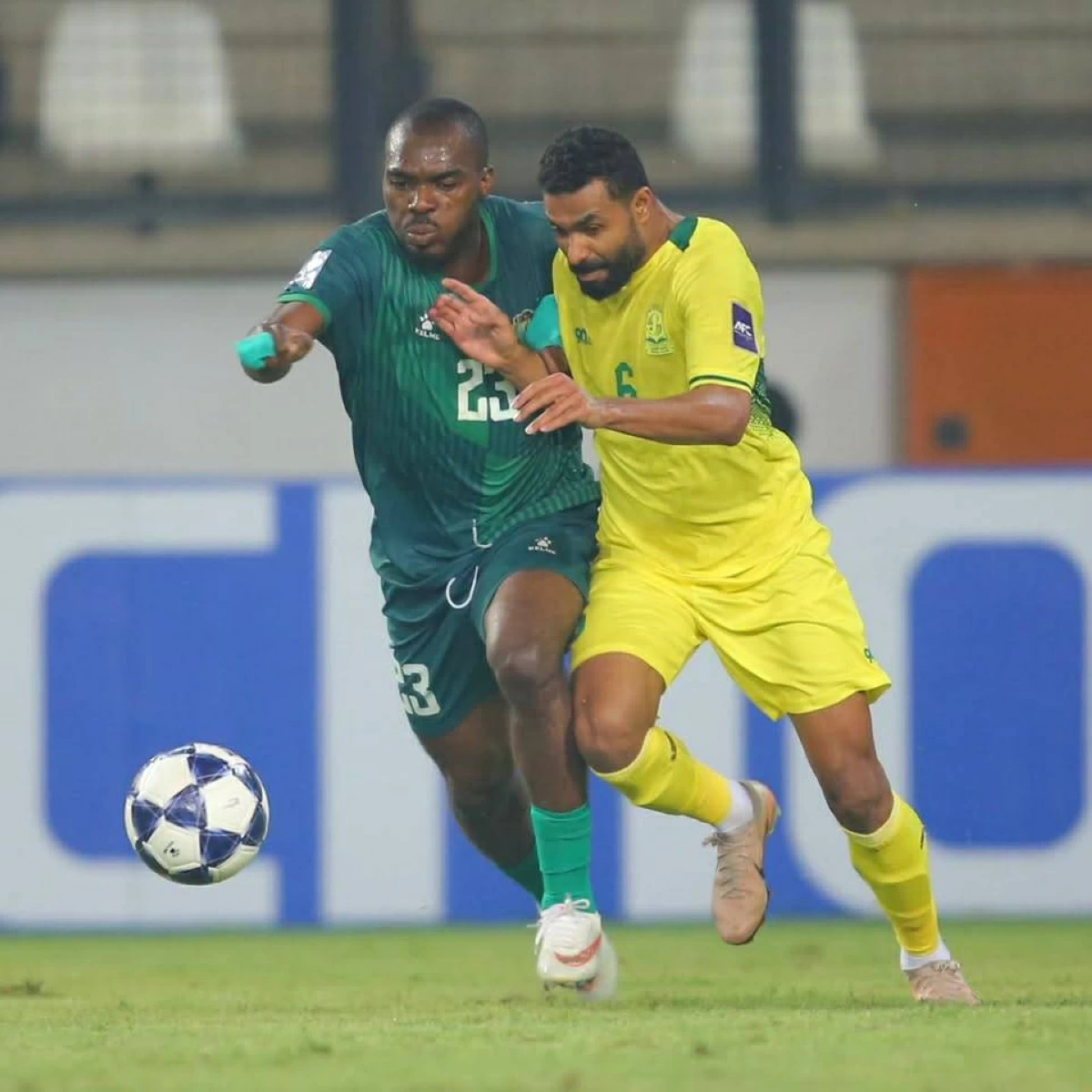 من مباراة الشرطة العراقي والسيب العُماني