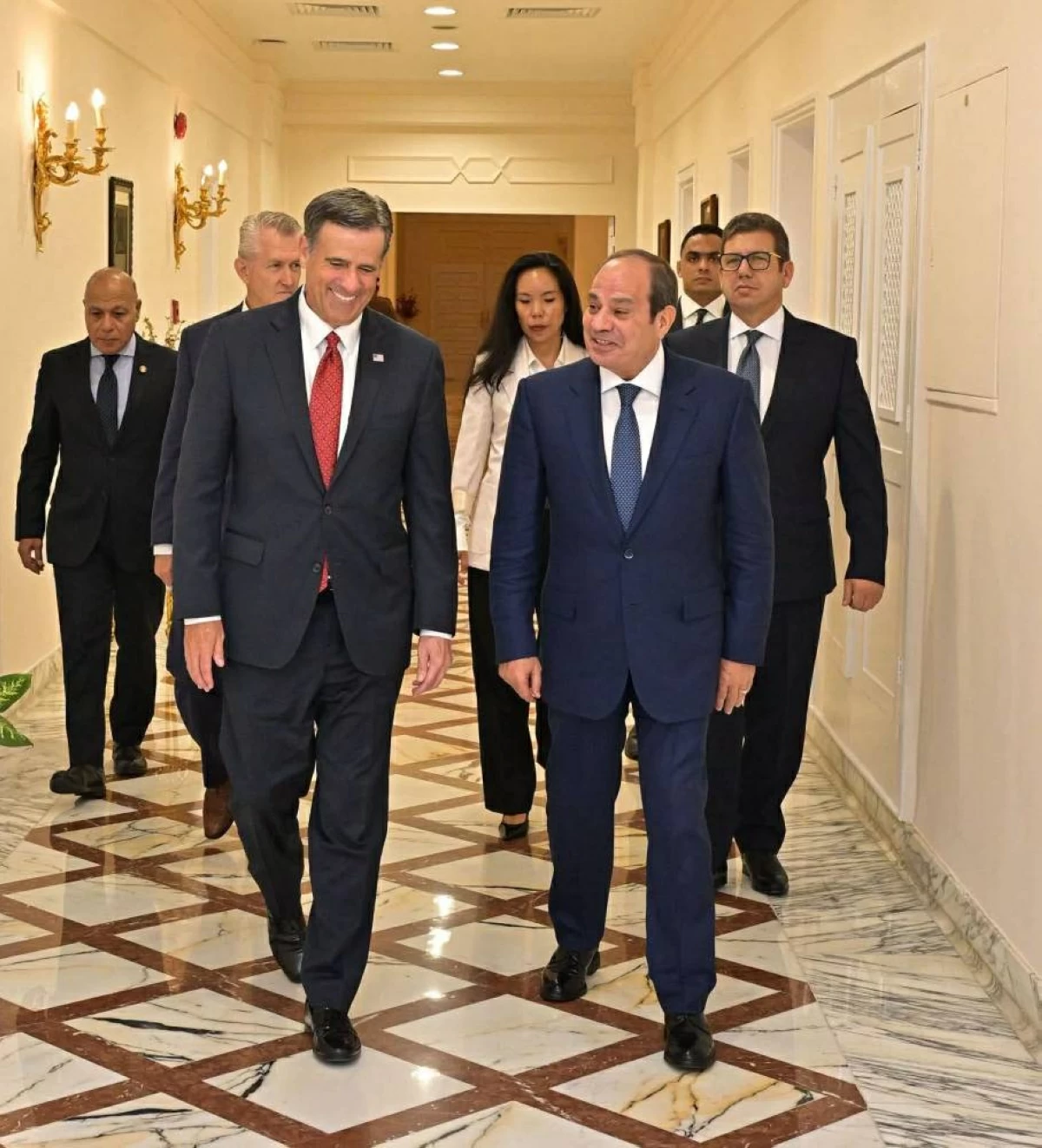 السيسي لمدير «CIA»: موقف مصر ثابت في دعم أمن وسيادة الدول العربية