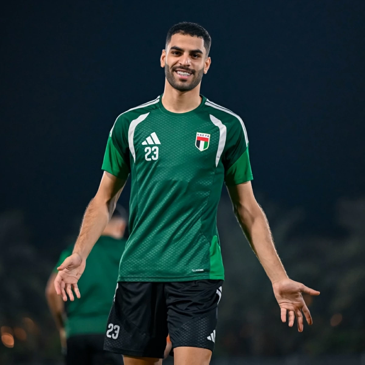 سلطان عادل مهاجم الإمارات