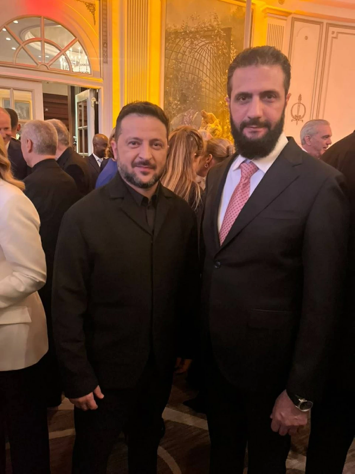 زيلينسكي: العلاقات بين كييف ودمشق شهدت زخماً سياسياً واقتصادياً وأمنياً