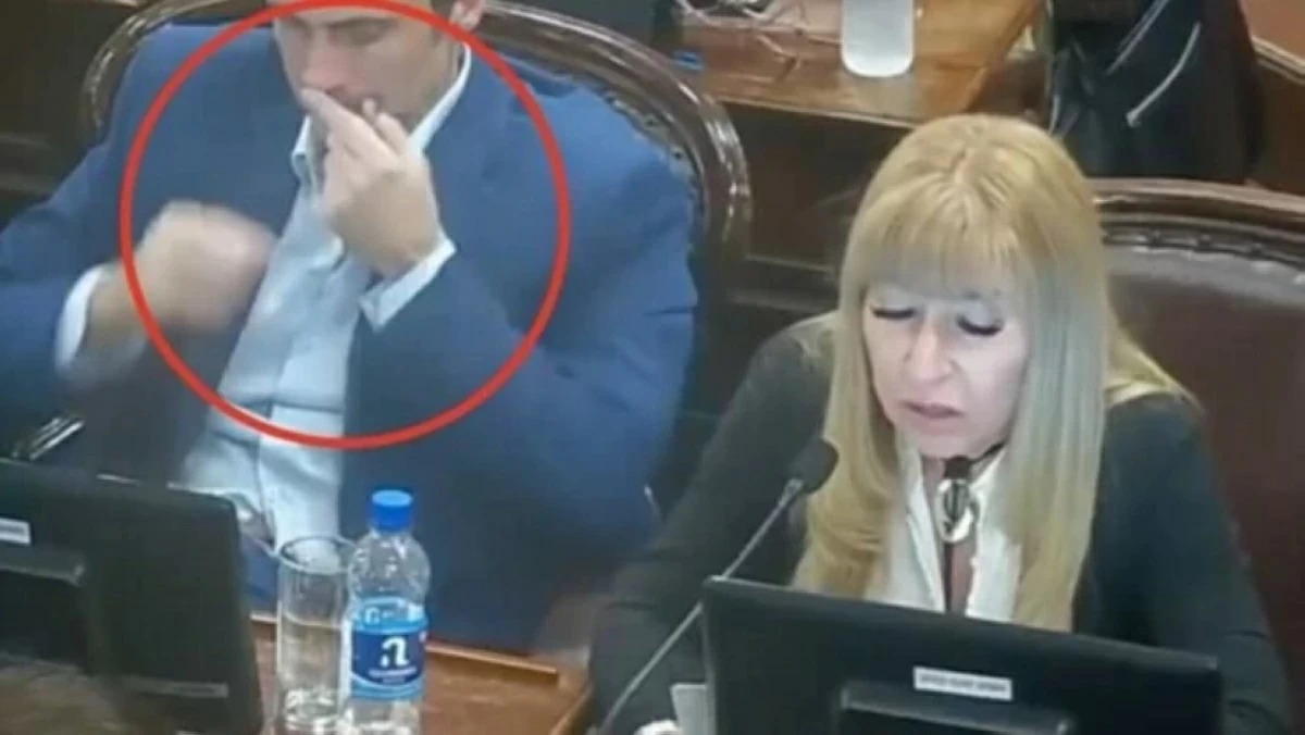 نائب أرجنتيني يطالب بتحليل مخدرات لنفي التعاطي تحت قبة البرلمان