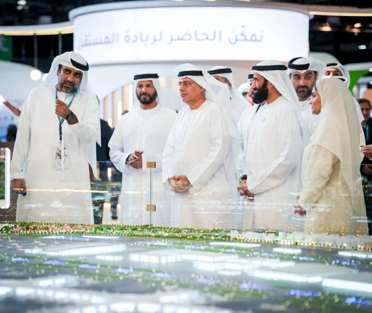 العور يفتتح الدورة الـ 25 من معرض الإمارات للوظائف
