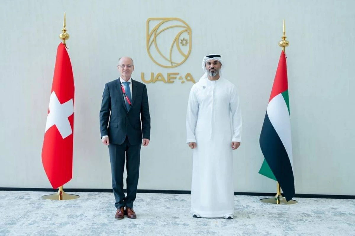 رئيس جهاز الإمارات للمحاسبة يستقبل مسؤولين دوليين على هامش «مؤتمر منع الجريمة والعدالة الجنائية»