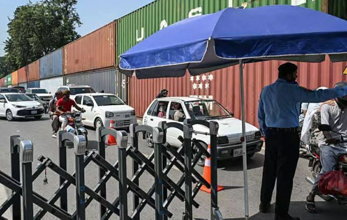 الحكومة الباكستانية تجري محادثات مع حزب عمران خان على وقع احتجاجات منتظرة