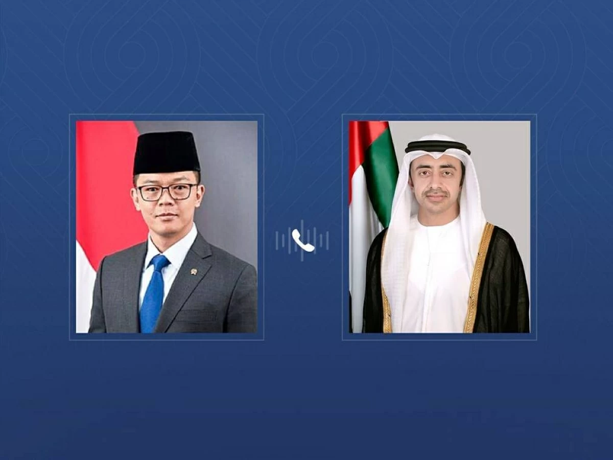 عبدالله بن زايد والوزير المنسق للتنمية البشرية الإندونيسي يبحثان العلاقات