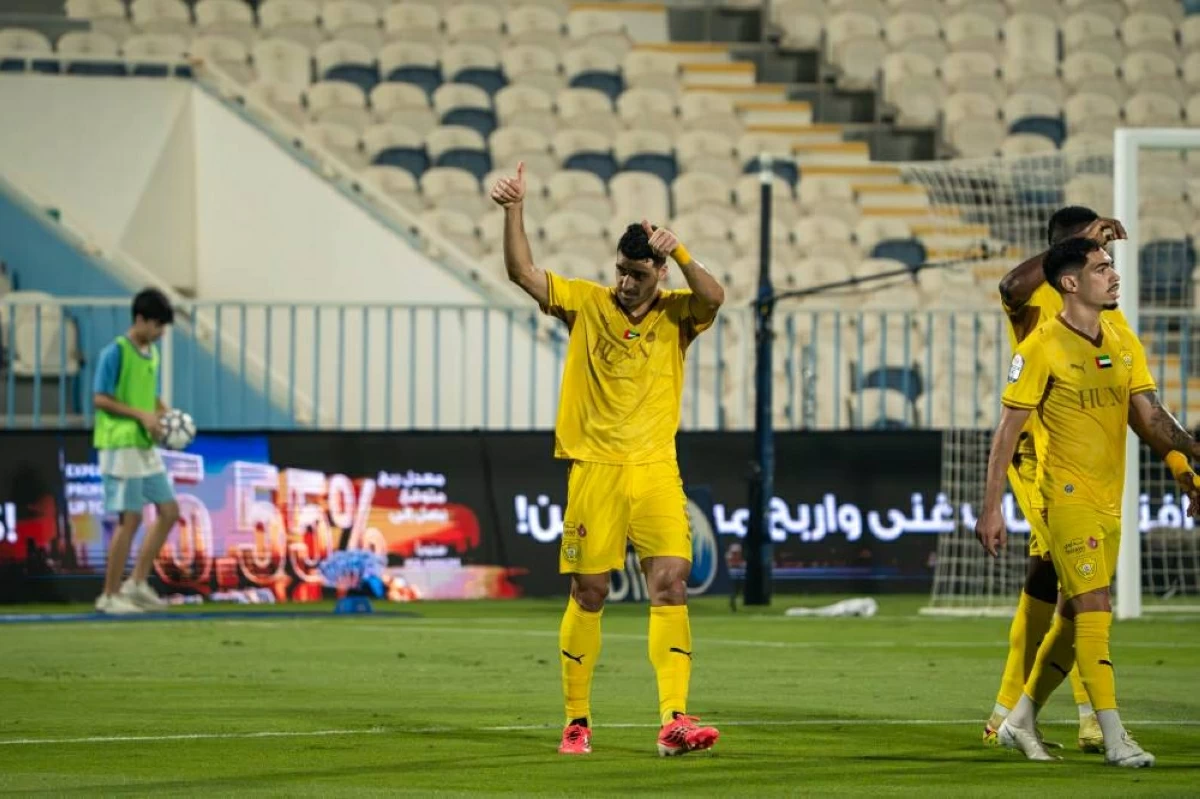 مهدي طارمي يحتفل