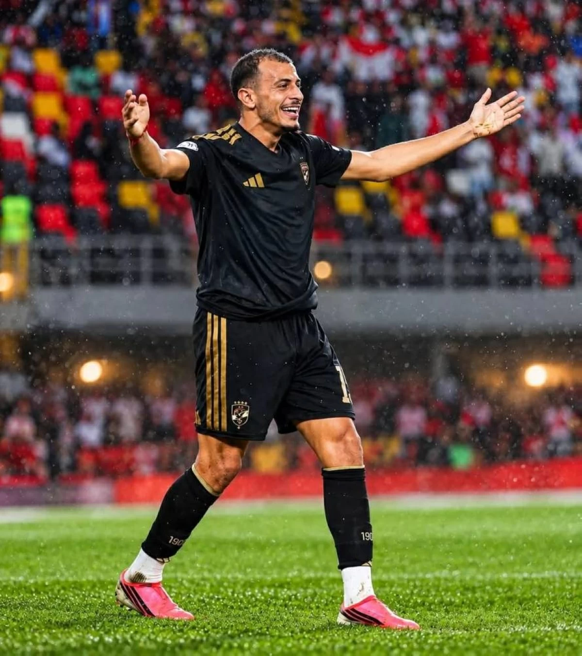 عمر الساعي