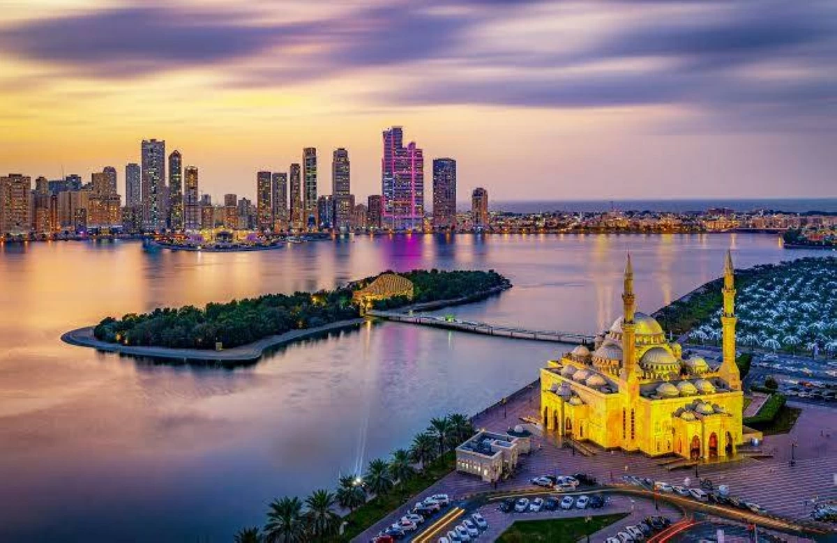 «موديز»: اقتصاد الشارقة ينمو 5% في 2027