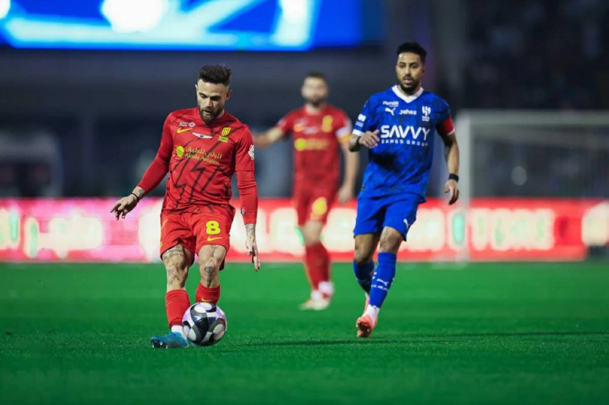 من لقاء سابق بين الهلال والقادسية