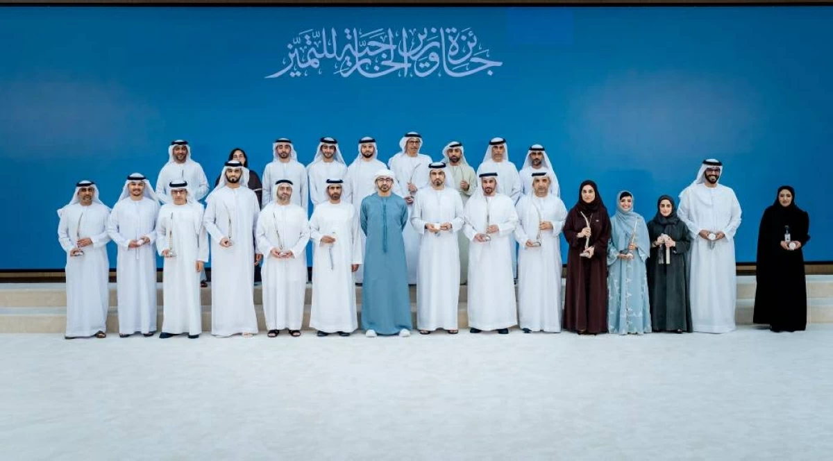 عبدالله بن زايد: الإمارات تمضي بعزم في توطيد شراكاتها الاستراتيجية
